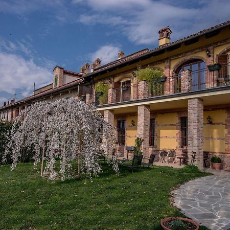 Cascina Rocca - Guest House Кастильоне-Фаллетто Экстерьер фото