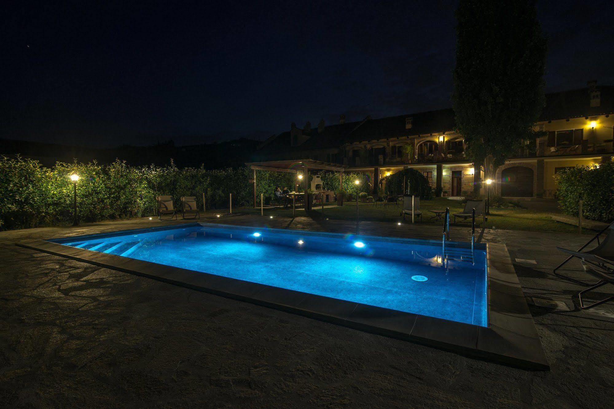 Cascina Rocca - Guest House Кастильоне-Фаллетто Экстерьер фото