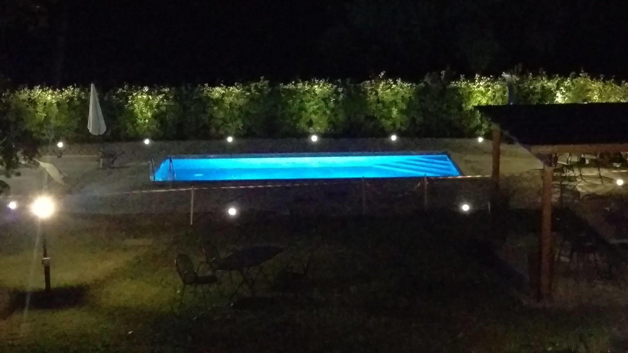 Cascina Rocca - Guest House Кастильоне-Фаллетто Экстерьер фото